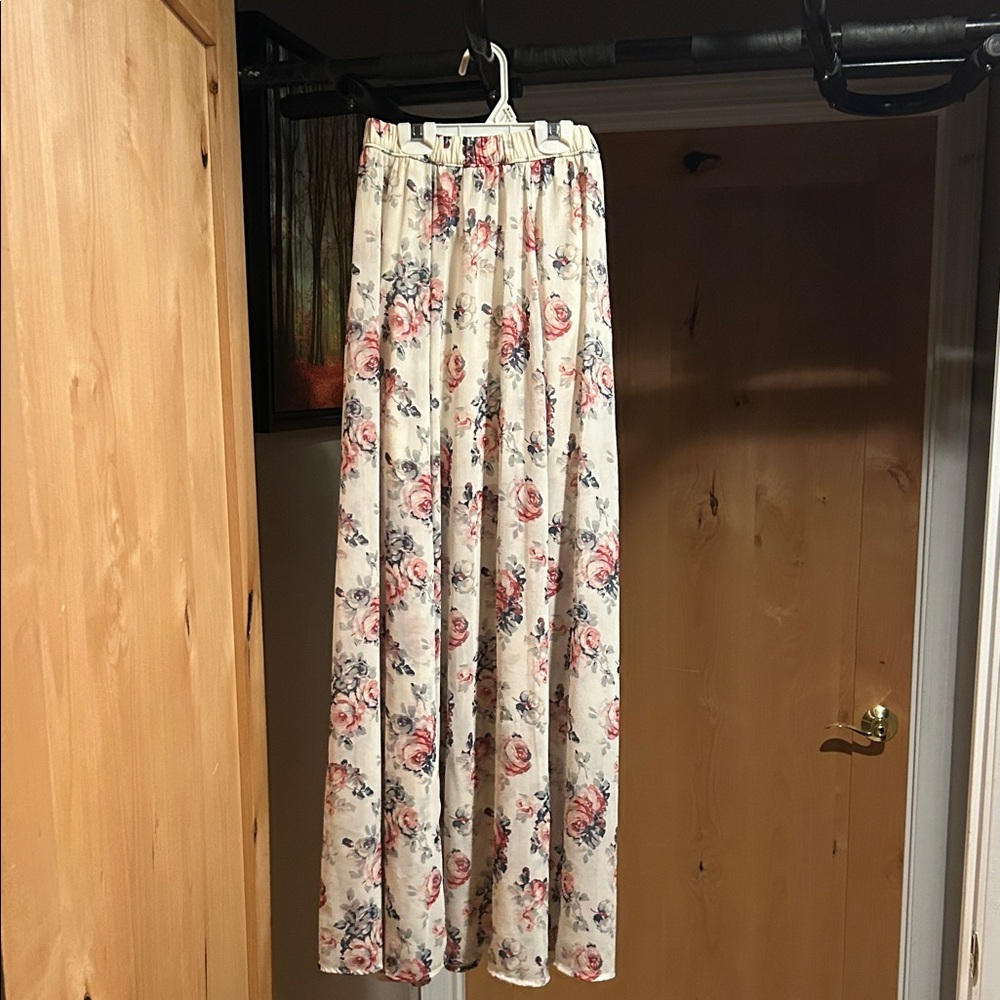 Abercrombie & Fitch Cream Maxi Skirt with Pink Floral Print